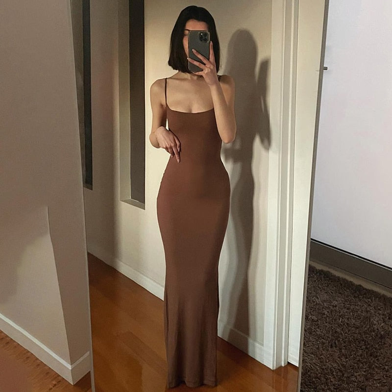 Hannah Slim-Fit Maxi Dress